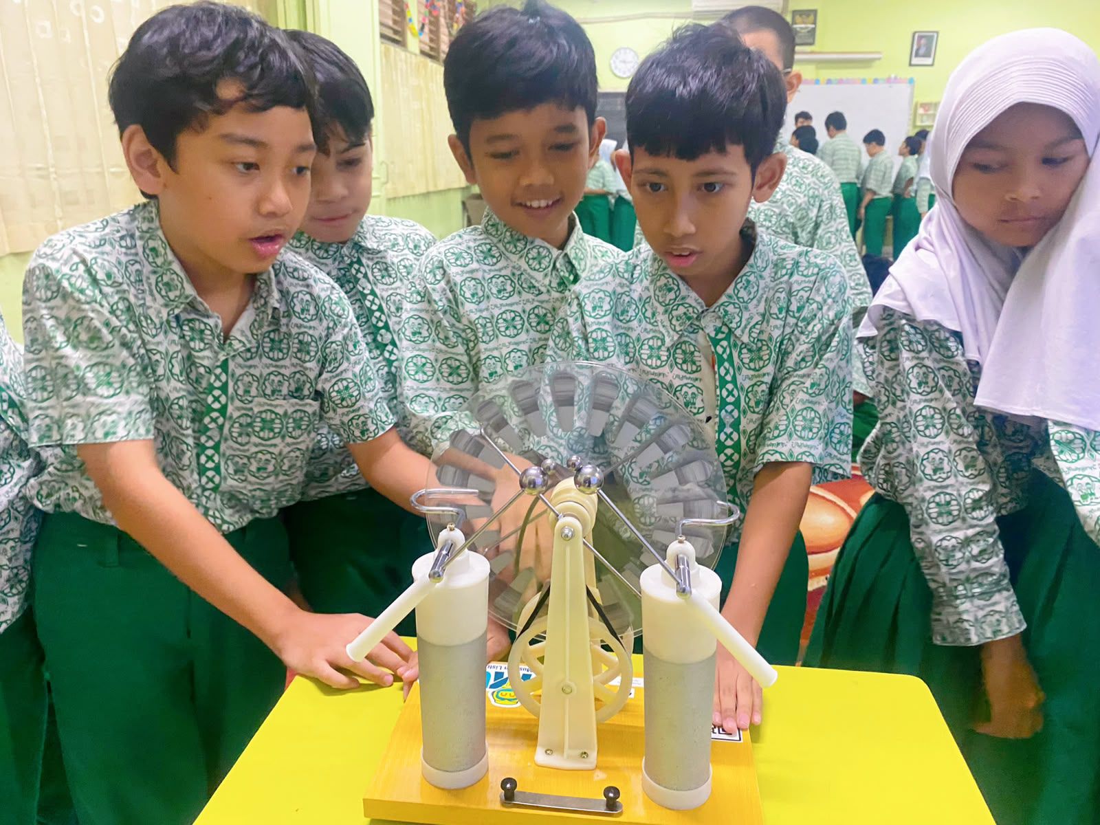 Gambar Konten